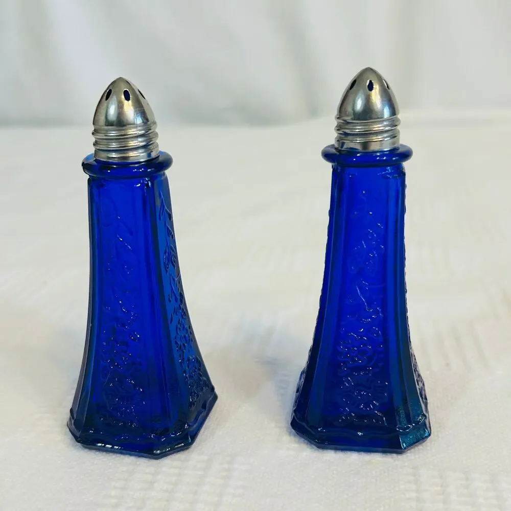 Salt & Pepper Shakers Cobalt Blue Glass 4.5